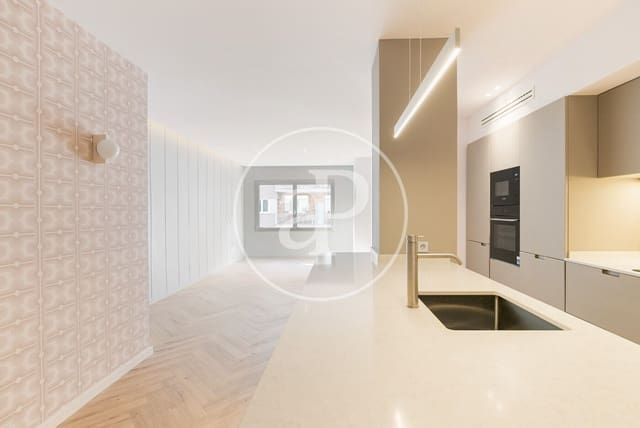 3 soveværelse Lejlighed til salg i El Fort Pienc, Barcelona by - € 775.000 (Ref: 9390842)