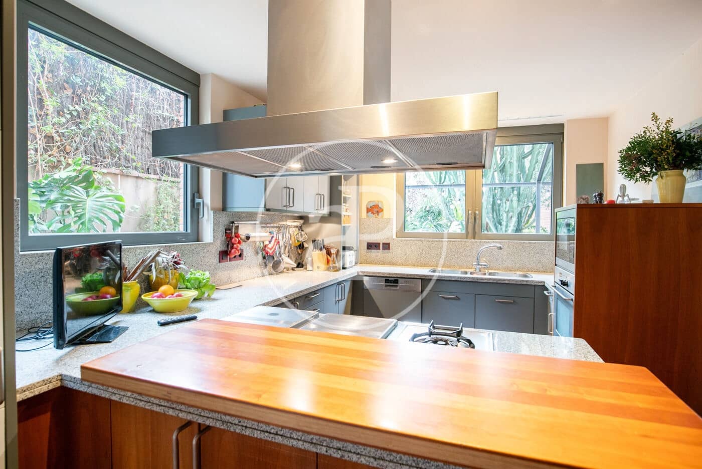 5 sypialnia Willa do wynajęcia w Miasto Barcelona - 10 000 € (Ref: 9390843)