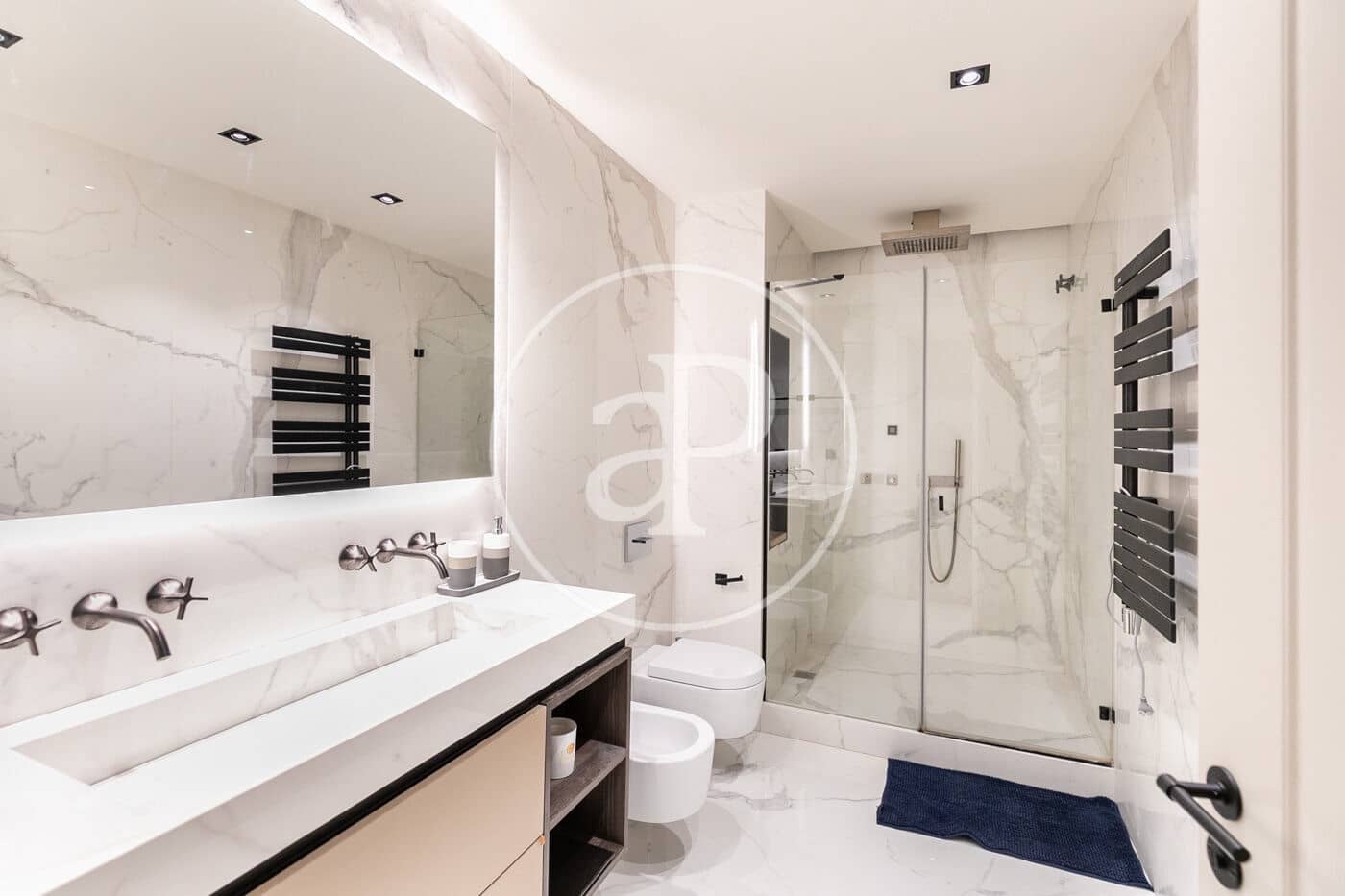 3 Zimmer Apartment zu vermieten in Barcelona Stadt - 2.950 € (Ref: 9395973)