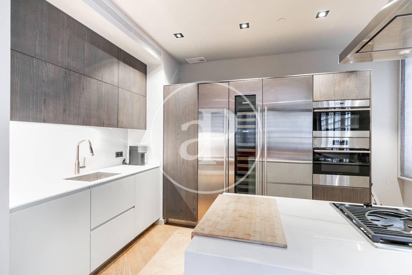 3 Zimmer Apartment zu vermieten in Barcelona Stadt - 2.950 € (Ref: 9395973)