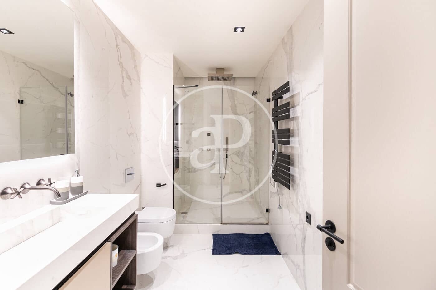 3 Zimmer Apartment zu vermieten in Barcelona Stadt - 2.950 € (Ref: 9395973)