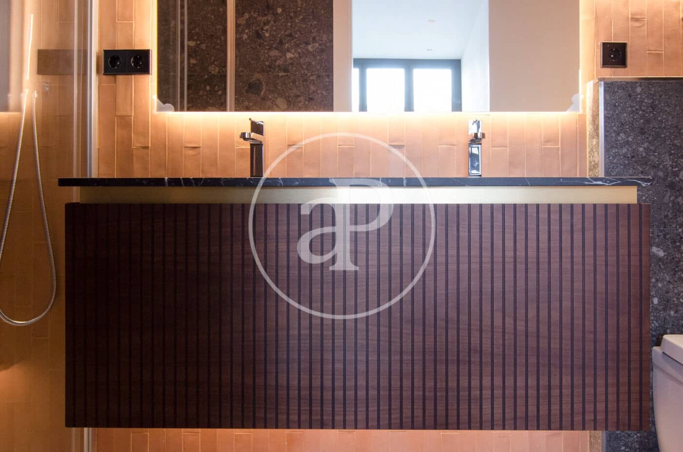 3 slaapkamer Appartement te koop in Barcelona stad - € 790.000 (Ref: 9398468)