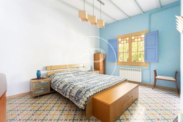 5 bedroom Villa for sale in Begues - € 575,000 (Ref: 9398469)