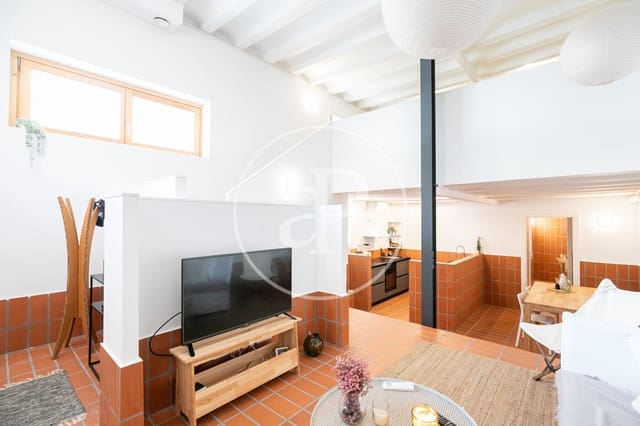 4 bedroom Apartment for sale in Sants, Barcelona city - € 685,000 (Ref: 9398470)