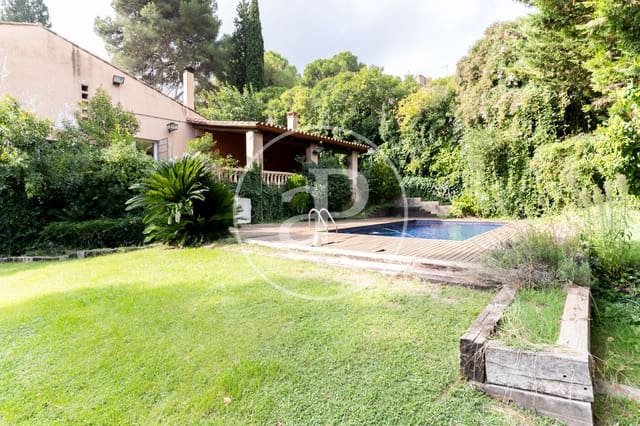 5 bedroom Villa for sale in Bellaterra, Cerdanyola del Vallès with pool - € 1,190,000 (Ref: 9400914)