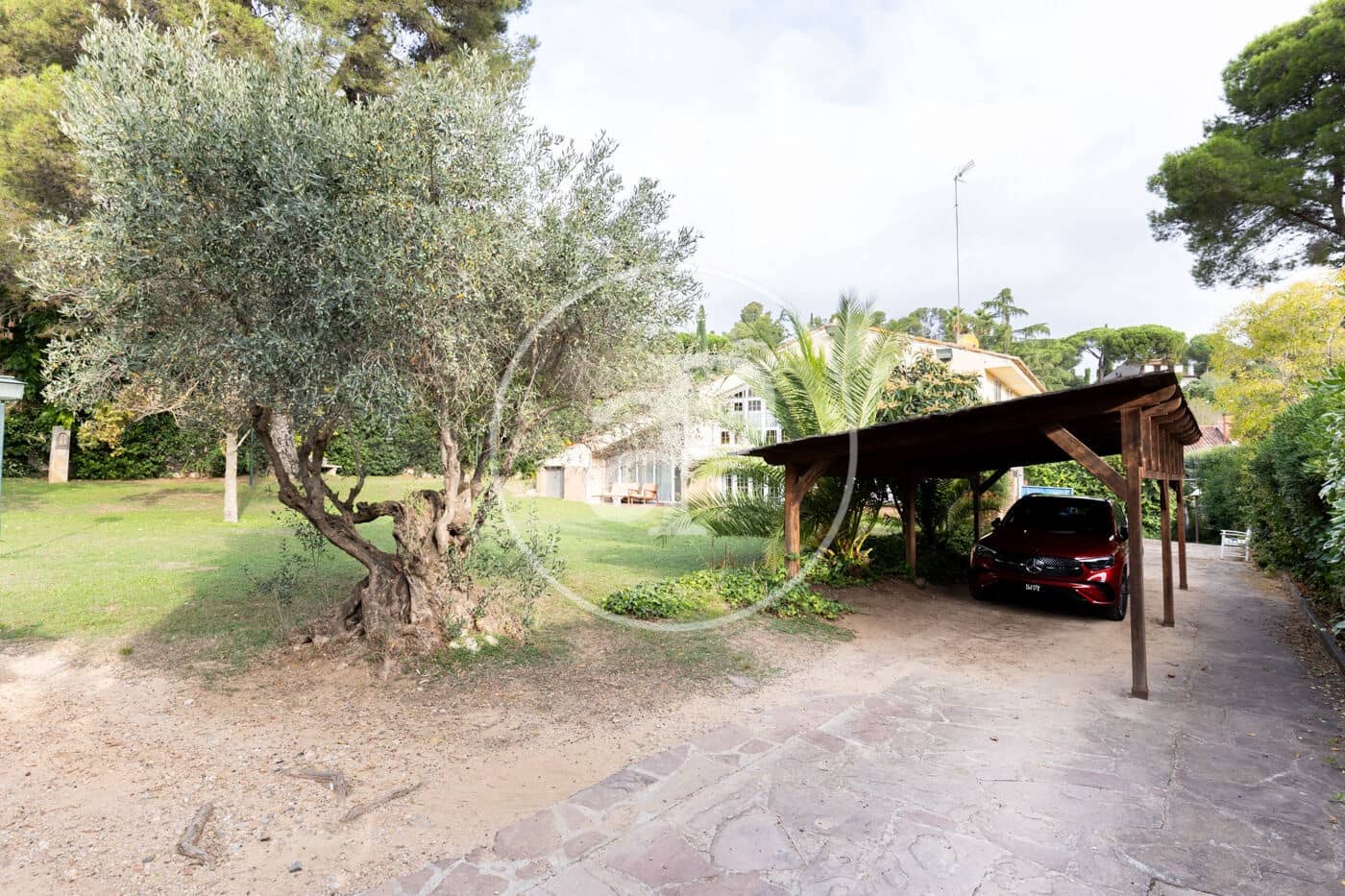 5 soverom Villa til salgs i Bellaterra med svømmebasseng - € 1 190 000 (Ref: 9400914)