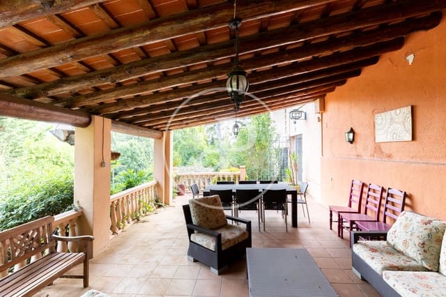 5 bedroom Villa for sale in Bellaterra, Cerdanyola del Vallès with pool - € 1,190,000 (Ref: 9400914)