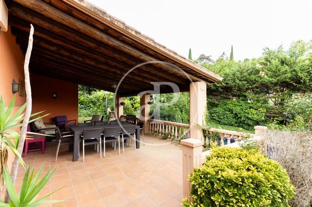 5 bedroom Villa for sale in Bellaterra, Cerdanyola del Vallès with pool - € 1,190,000 (Ref: 9400914)