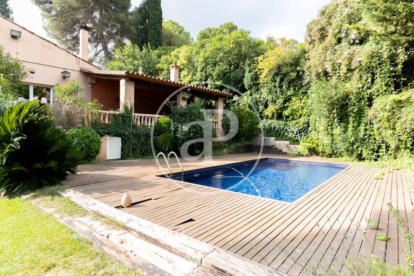 5 soverom Villa til salgs i Bellaterra med svømmebasseng - € 1 190 000 (Ref: 9400914)