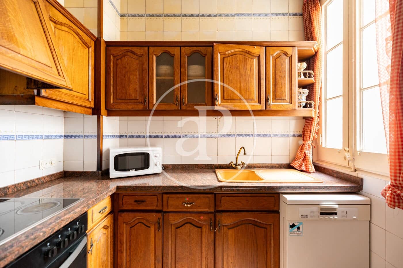 3 soveværelse Lejlighed til salg i Barcelona by - € 699.900 (Ref: 9400916)