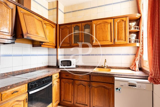 Apartamento de 3 habitaciones en La Dreta de L'Eixample, Barcelona ciudad en venta - 699.900 € (Ref: 9400916)