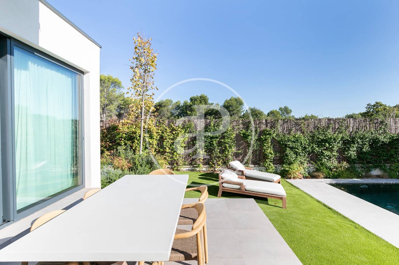 Apartment for sale in Bellaterra with pool - € 1,570,000 (Ref: 9400919)