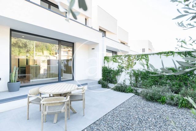 Apartment for sale in Bellaterra, Cerdanyola del Vallès with pool garage - € 1,420,000 (Ref: 9400921)