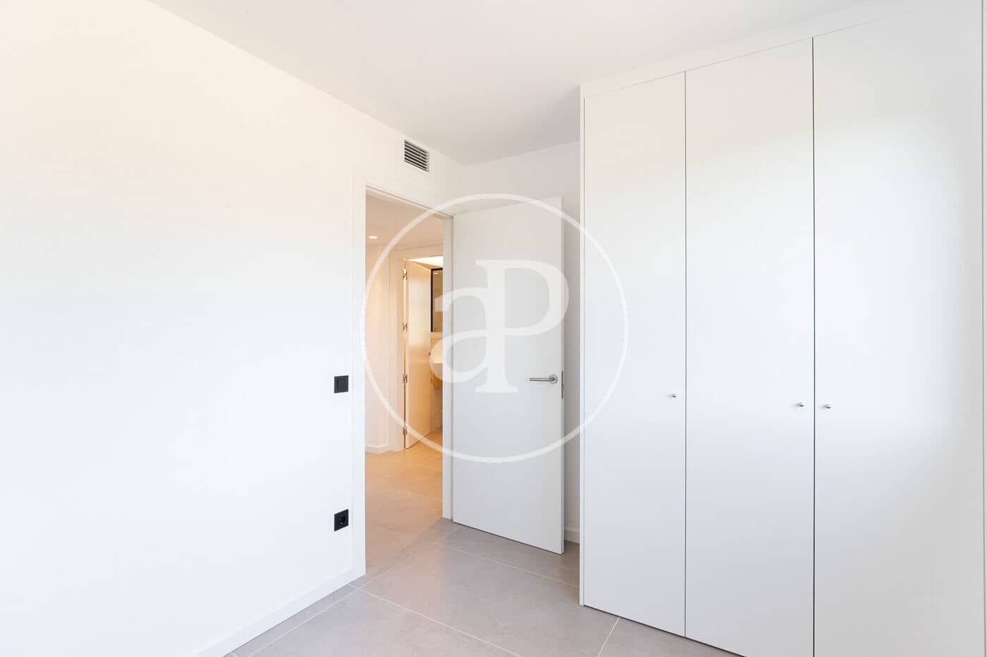 Apartment for sale in Bellaterra with pool garage - € 1,420,000 (Ref: 9400921)