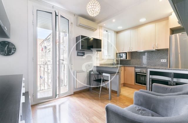 2 soverom Leilighet til leie i Sant Antoni, Barcelona by - € 1 800 (Ref: 9403347)