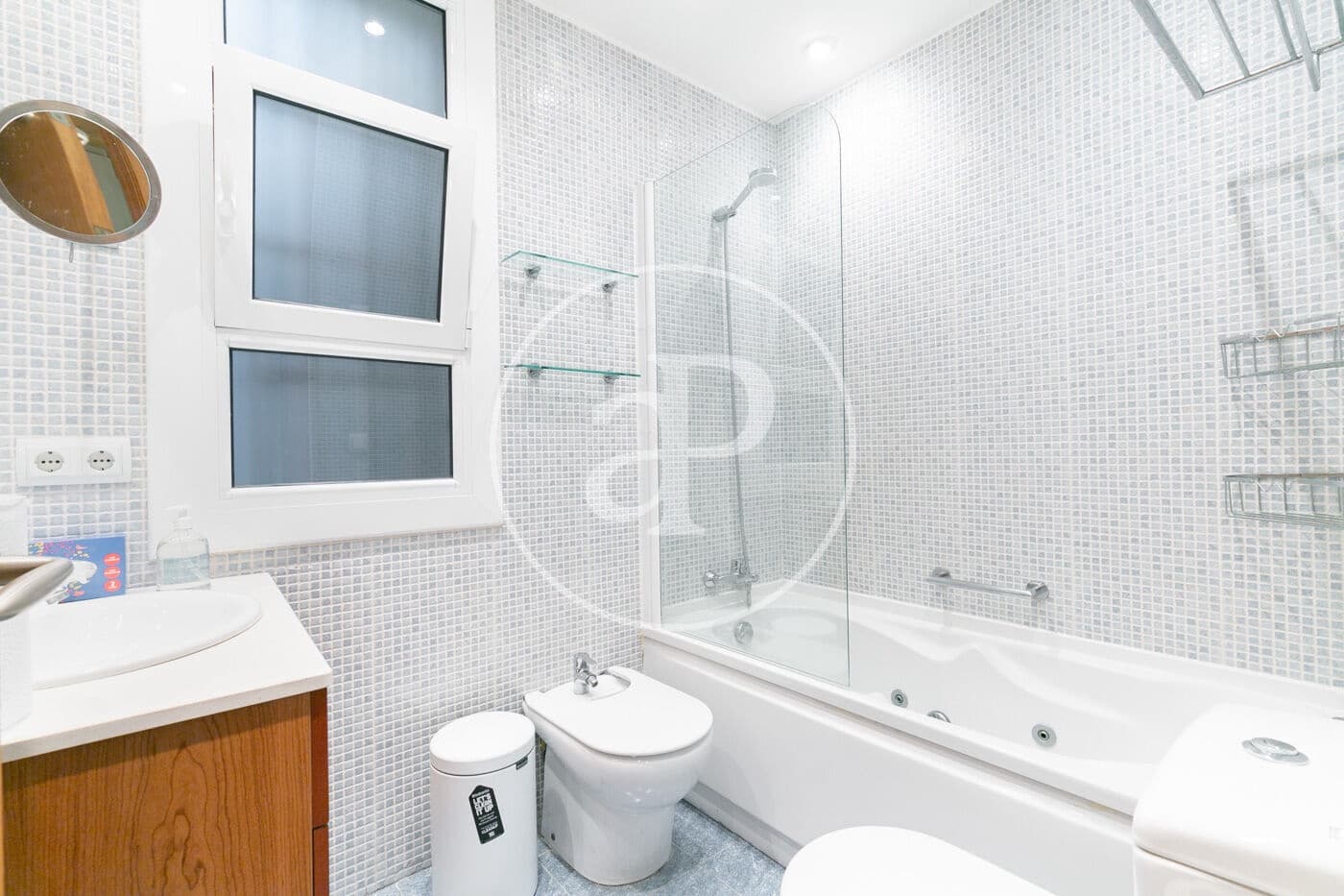 2 soverom Leilighet til leie i Barcelona by - € 1 800 (Ref: 9403347)