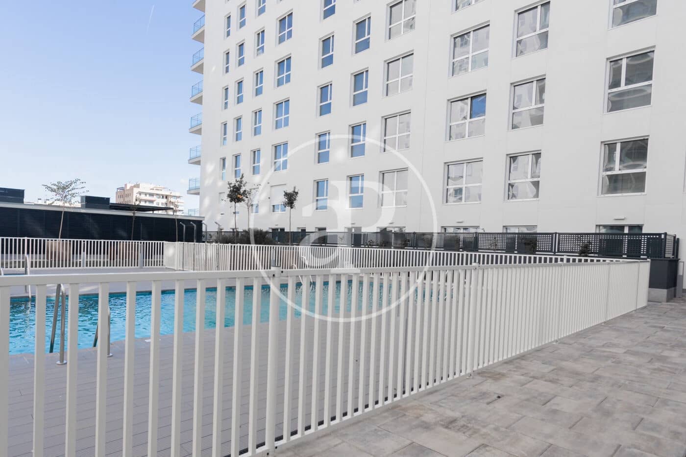4 quarto Apartamento para arrendar em Badalona com piscina - 3 000 € (Ref: 9403348)