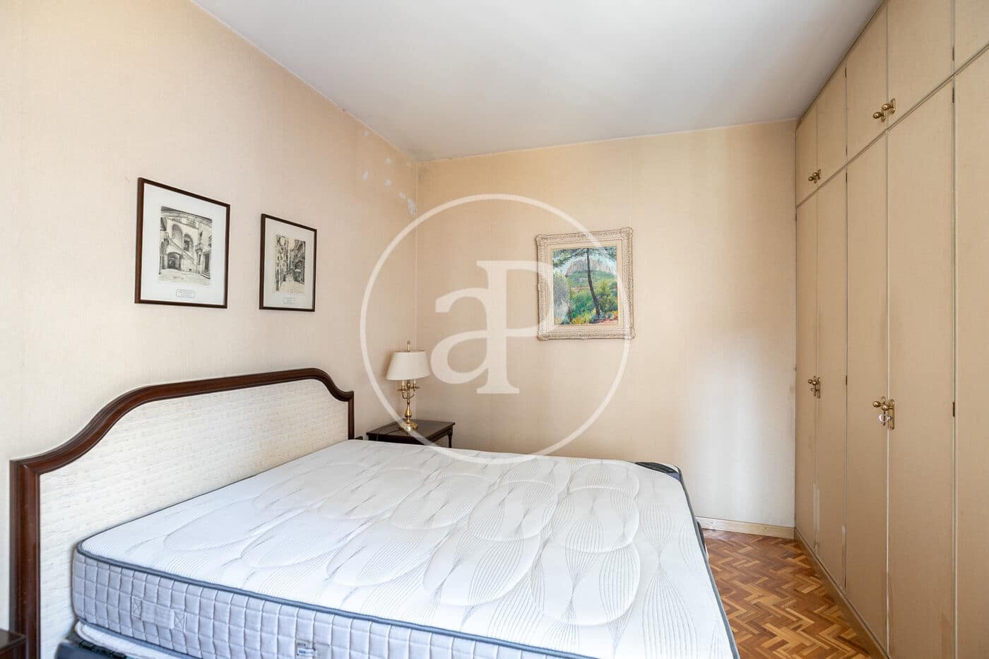 5 soveværelse Lejlighed til salg i Barcelona by - € 1.387.000 (Ref: 9403349)