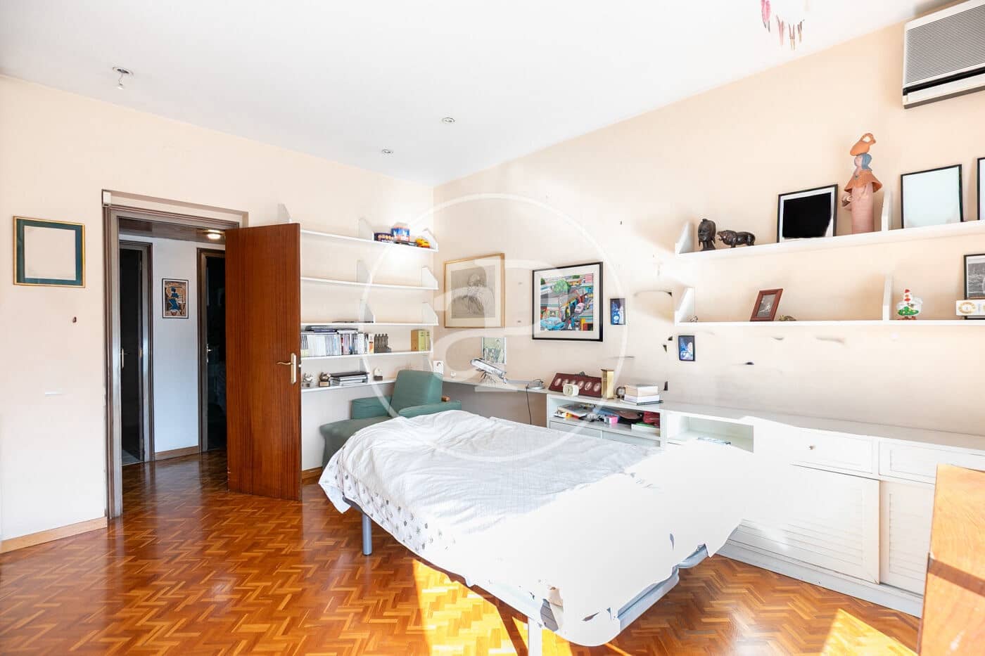 5 soveværelse Lejlighed til salg i Barcelona by - € 1.387.000 (Ref: 9403349)