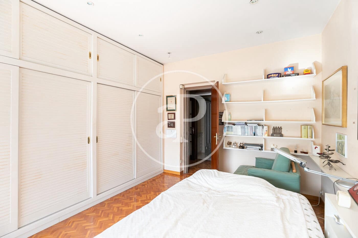 5 soveværelse Lejlighed til salg i Barcelona by - € 1.387.000 (Ref: 9403349)