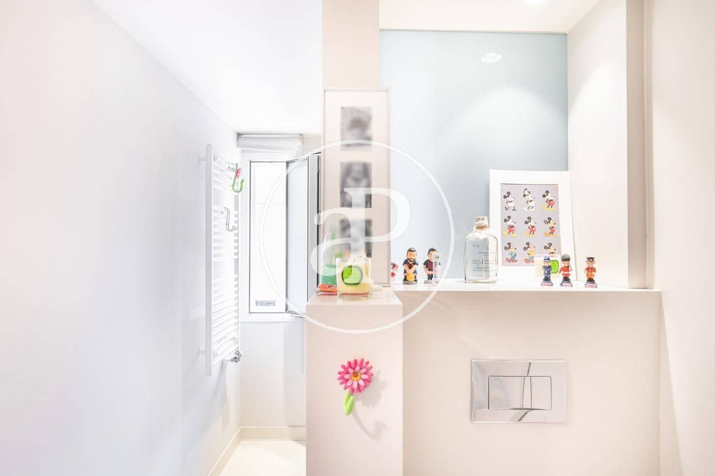 4 Zimmer Penthouse zu vermieten in Barcelona Stadt mit Pool - 6.000 € (Ref: 9406821)