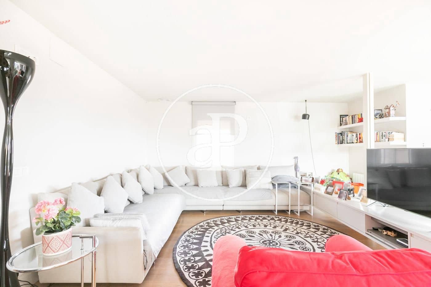 4 Zimmer Penthouse zu vermieten in Barcelona Stadt mit Pool - 6.000 € (Ref: 9406821)