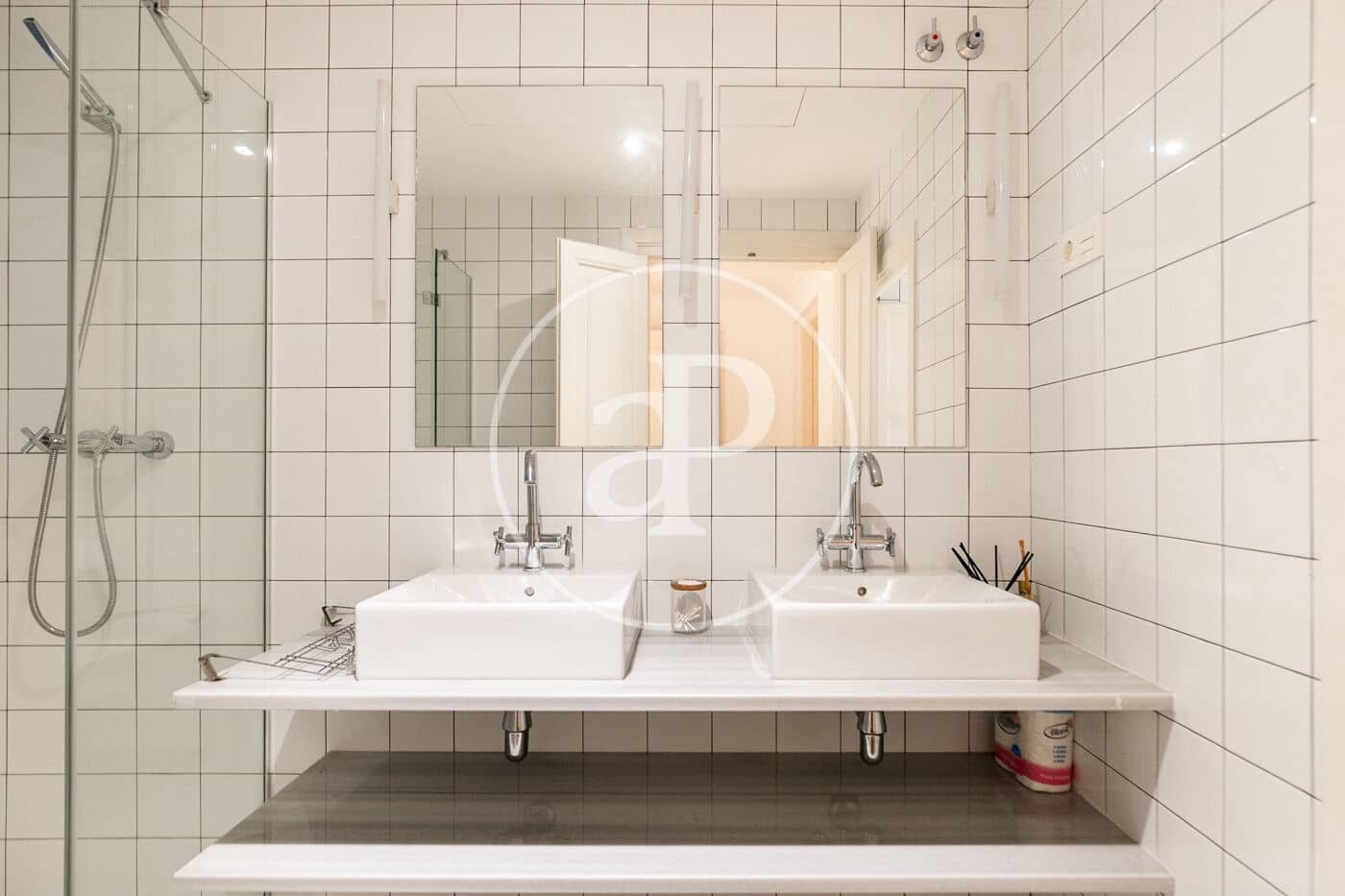 Lejlighed til salg i Barcelona by - € 480.000 (Ref: 9406823)