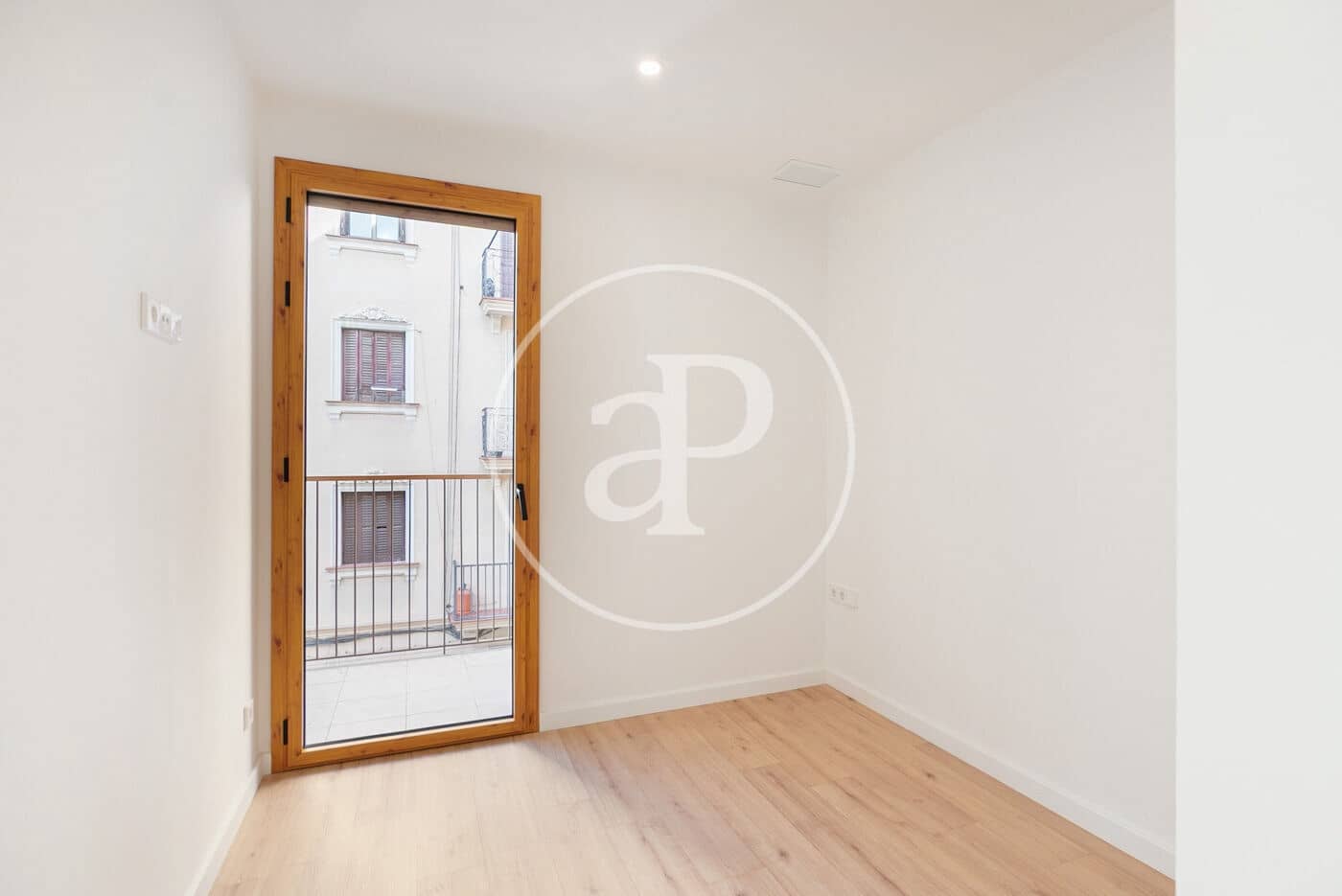 2 slaapkamer Appartement te huur in Barcelona stad - € 2.350 (Ref: 9406825)