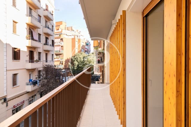 2 slaapkamer Appartement te huur in El Poble Sec, Barcelona stad - € 2.350 (Ref: 9406825)