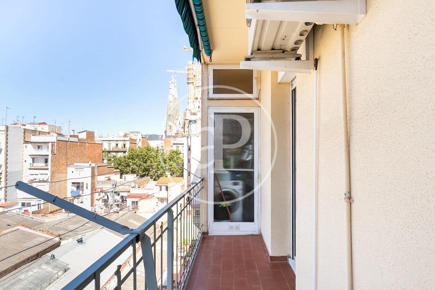 2 bedroom Apartment for rent in Barcelona city - € 1,700 (Ref: 9406826)