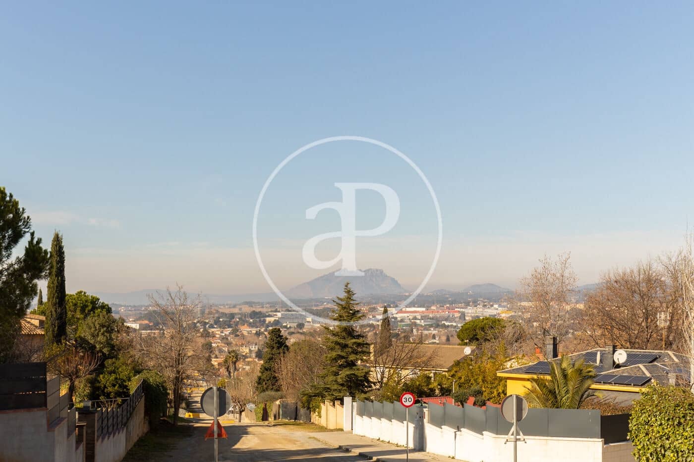 Undeveloped Land for sale in Valldoreix - € 572,000 (Ref: 9406827)