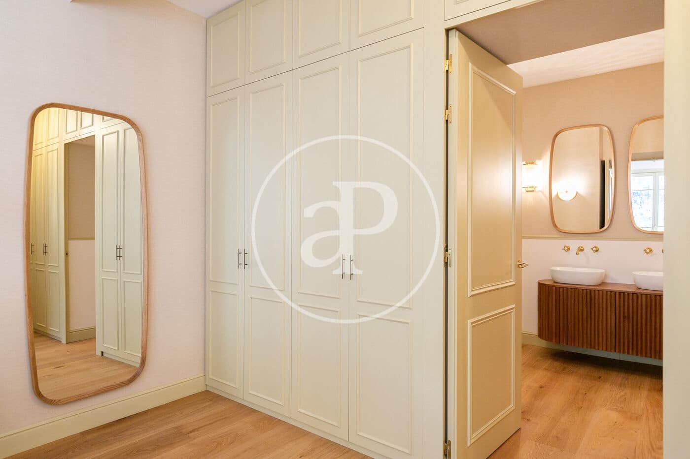 3 soverom Leilighet til salgs i Barcelona by - € 2 200 000 (Ref: 9410955)