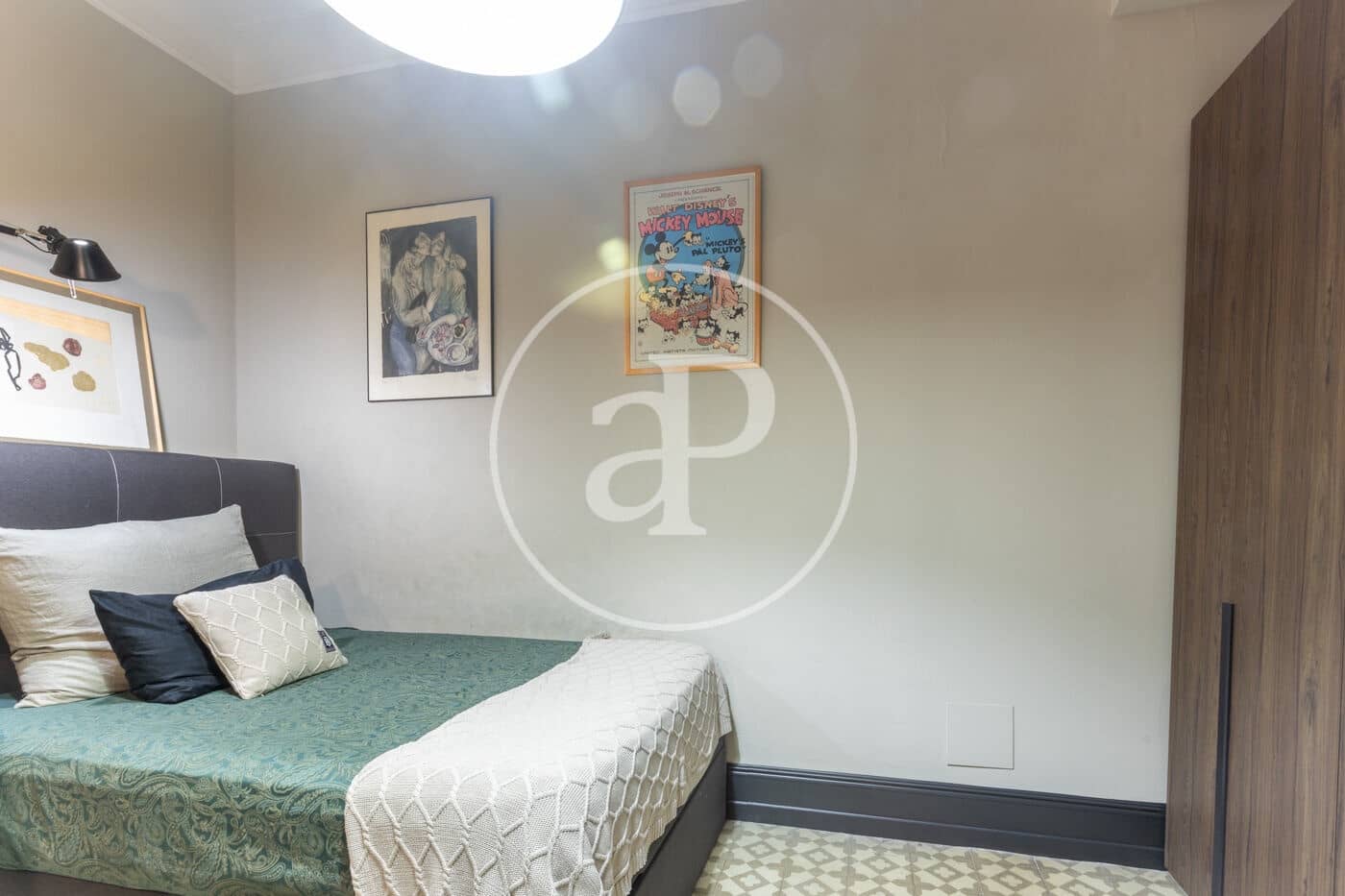 4 soveværelse Lejlighed til leje i Barcelona by - € 5.300 (Ref: 9414076)