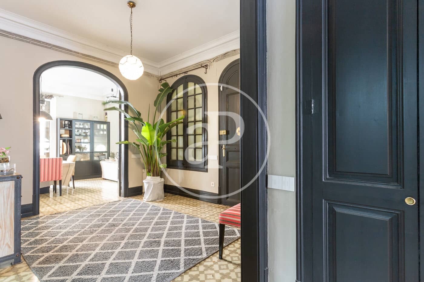 4 soveværelse Lejlighed til leje i Barcelona by - € 5.300 (Ref: 9414076)