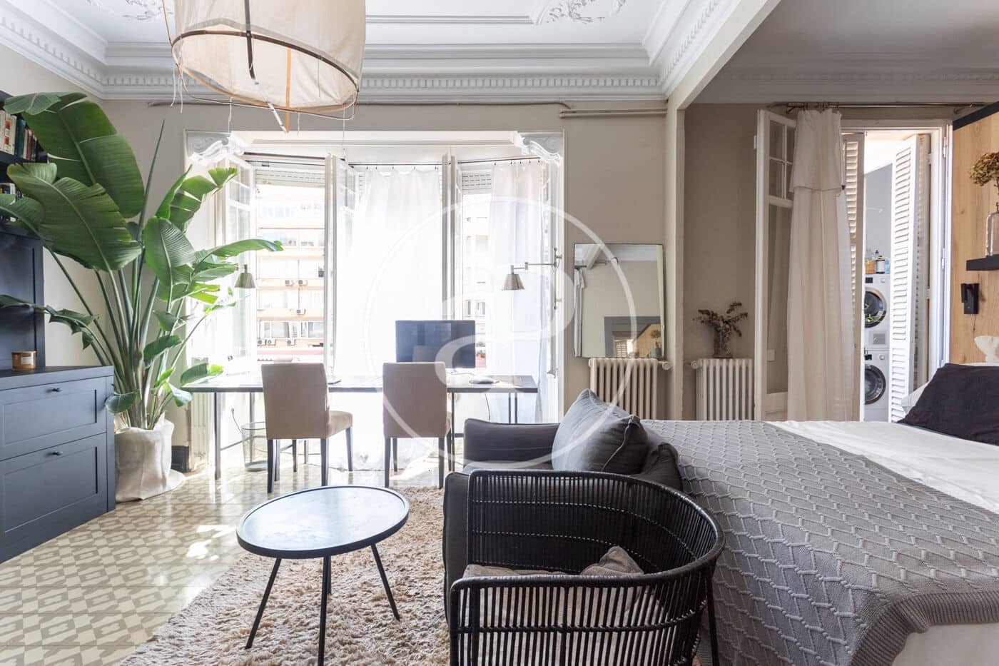 4 soveværelse Lejlighed til leje i Barcelona by - € 5.300 (Ref: 9414076)