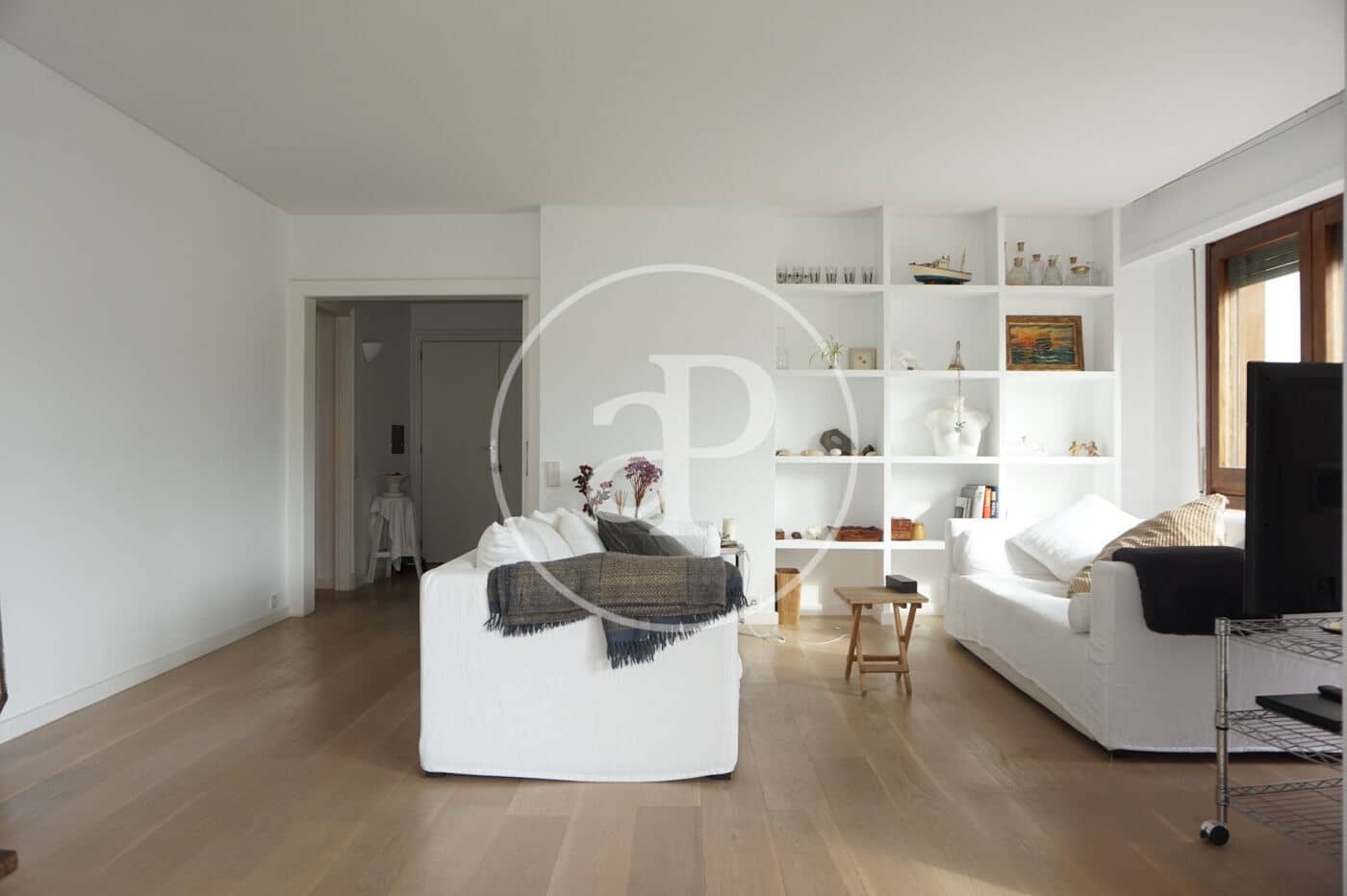 2 bedroom Apartment for rent in Barcelona city - € 3,000 (Ref: 9414077)