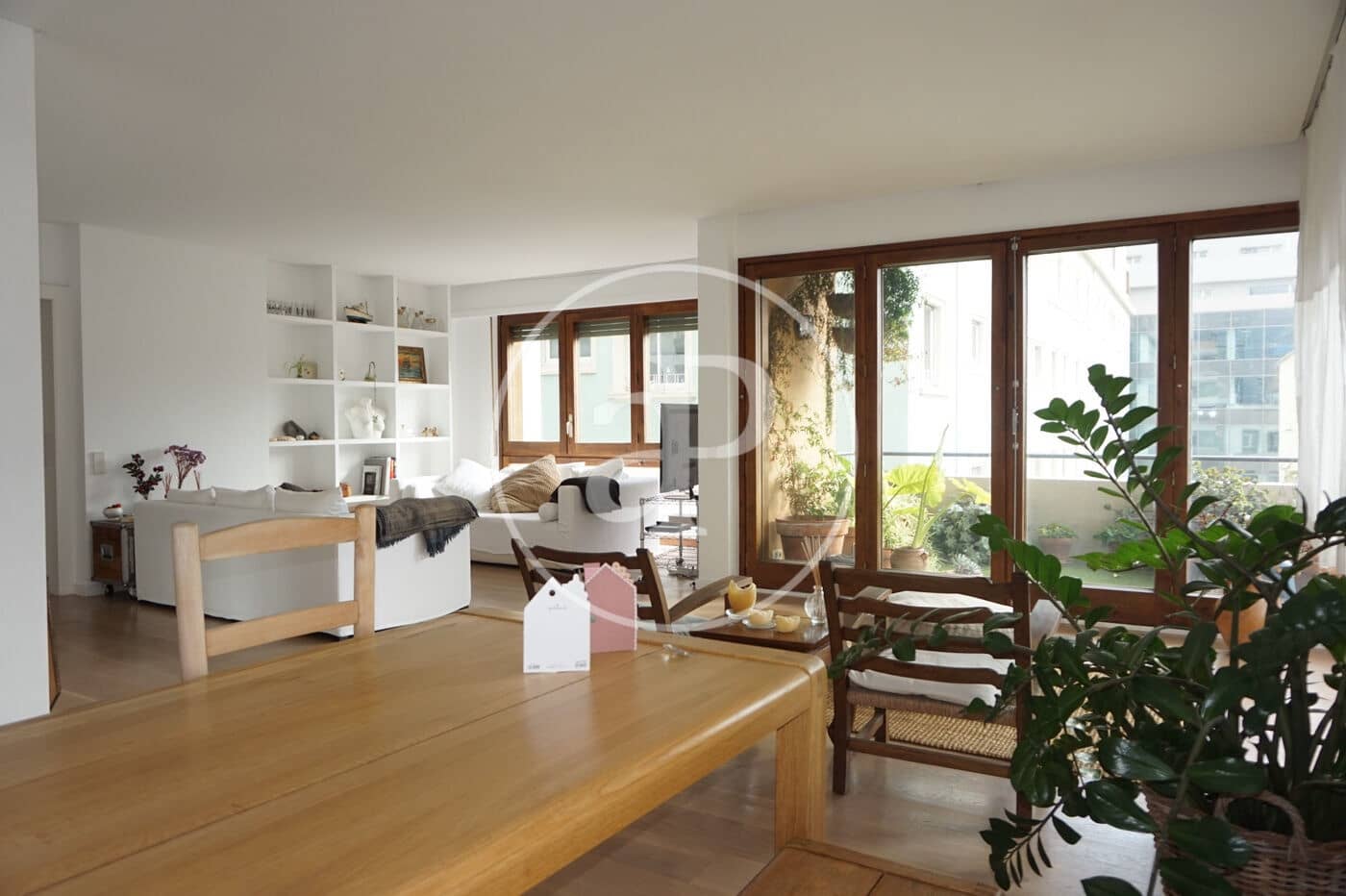 2 bedroom Apartment for rent in Barcelona city - € 3,000 (Ref: 9414077)