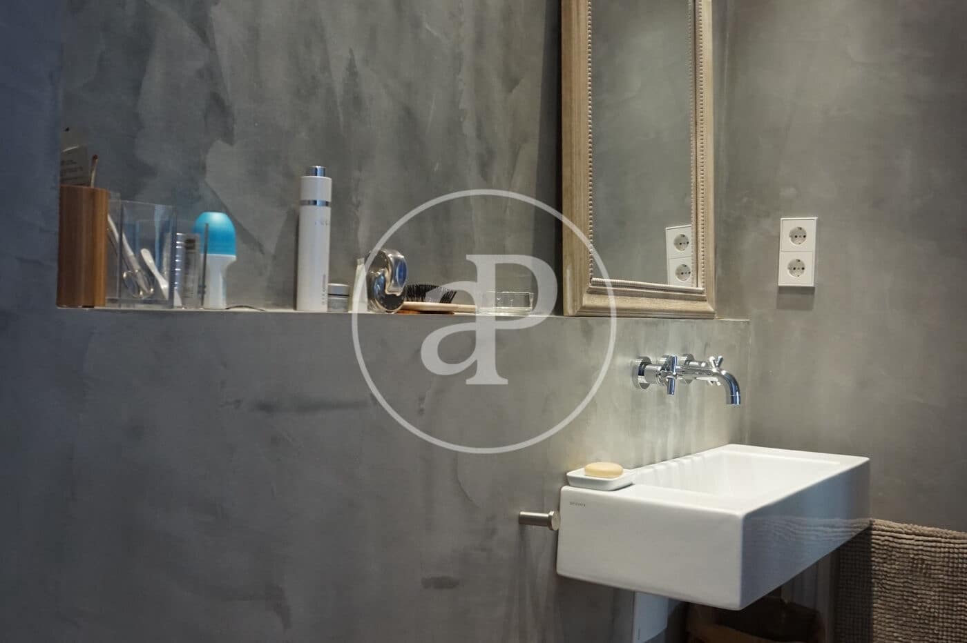 2 bedroom Apartment for rent in Barcelona city - € 3,000 (Ref: 9414077)