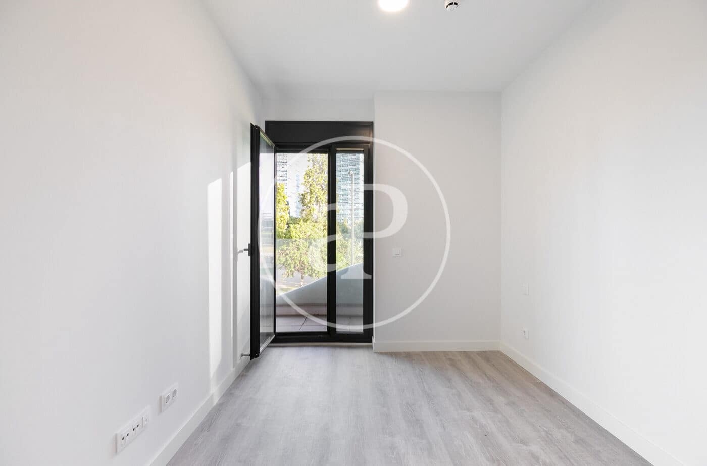 3 sypialnia Apartament do wynajęcia w L'Hospitalet de Llobregat z basenem - 1 870 € (Ref: 9414078)