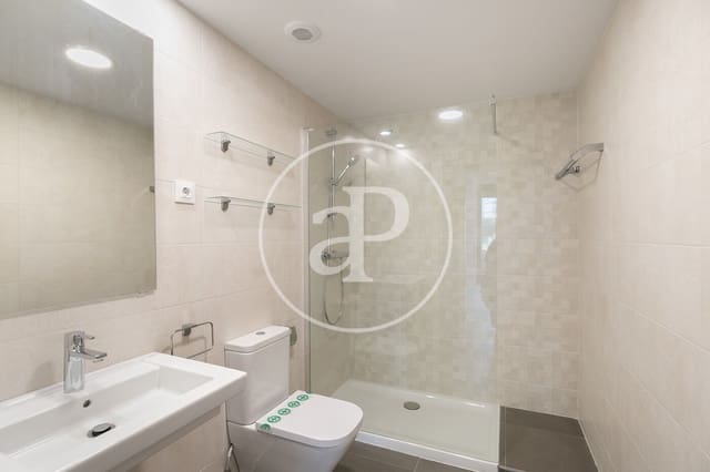 3 sypialnia Apartament do wynajęcia w L'Hospitalet de Llobregat z basenem - 1 870 € (Ref: 9414078)