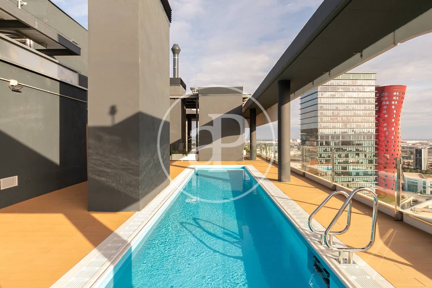 3 sypialnia Apartament do wynajęcia w L'Hospitalet de Llobregat z basenem - 1 870 € (Ref: 9414078)