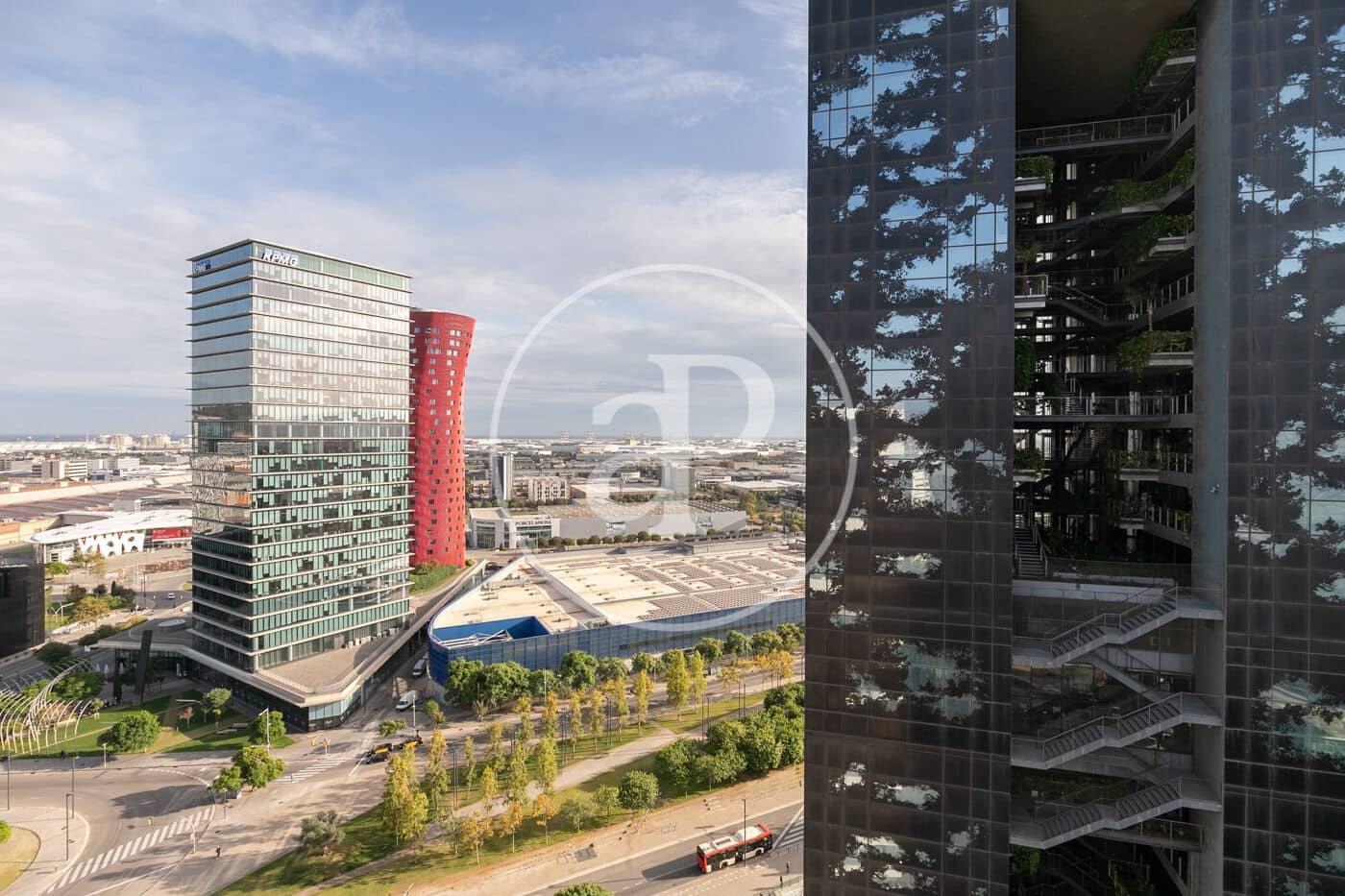 3 sypialnia Apartament do wynajęcia w L'Hospitalet de Llobregat z basenem - 1 870 € (Ref: 9414078)