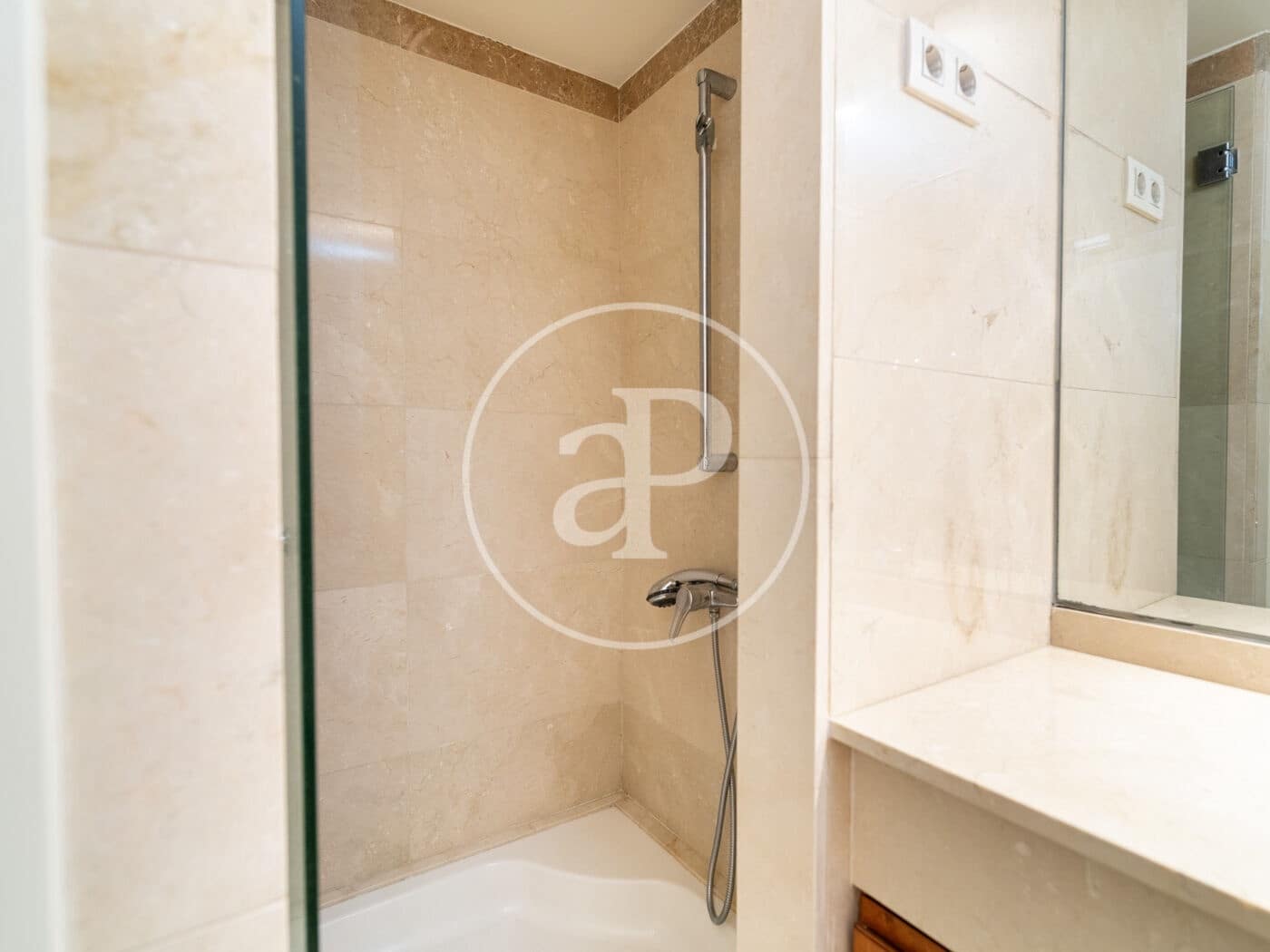 4 sovrum Lägenhet till salu i Barcelona stad med pool - 1 295 000 € (Ref: 9414079)