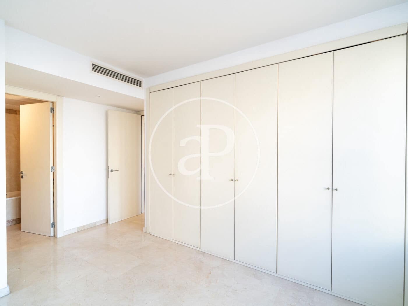 4 sovrum Lägenhet till salu i Barcelona stad med pool - 1 295 000 € (Ref: 9414079)