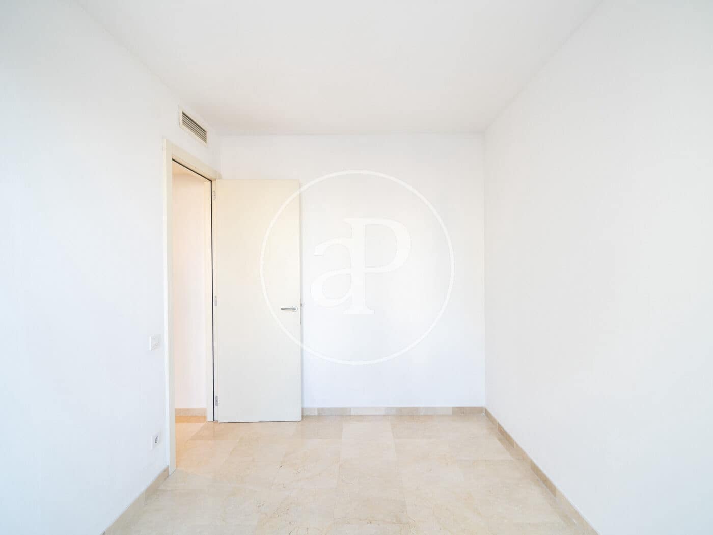 4 sovrum Lägenhet till salu i Barcelona stad med pool - 1 295 000 € (Ref: 9414079)