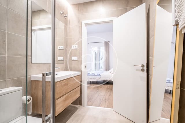 2 bedroom Apartment for rent in La Vila de Gràcia, Barcelona city - € 2,150 (Ref: 9414080)