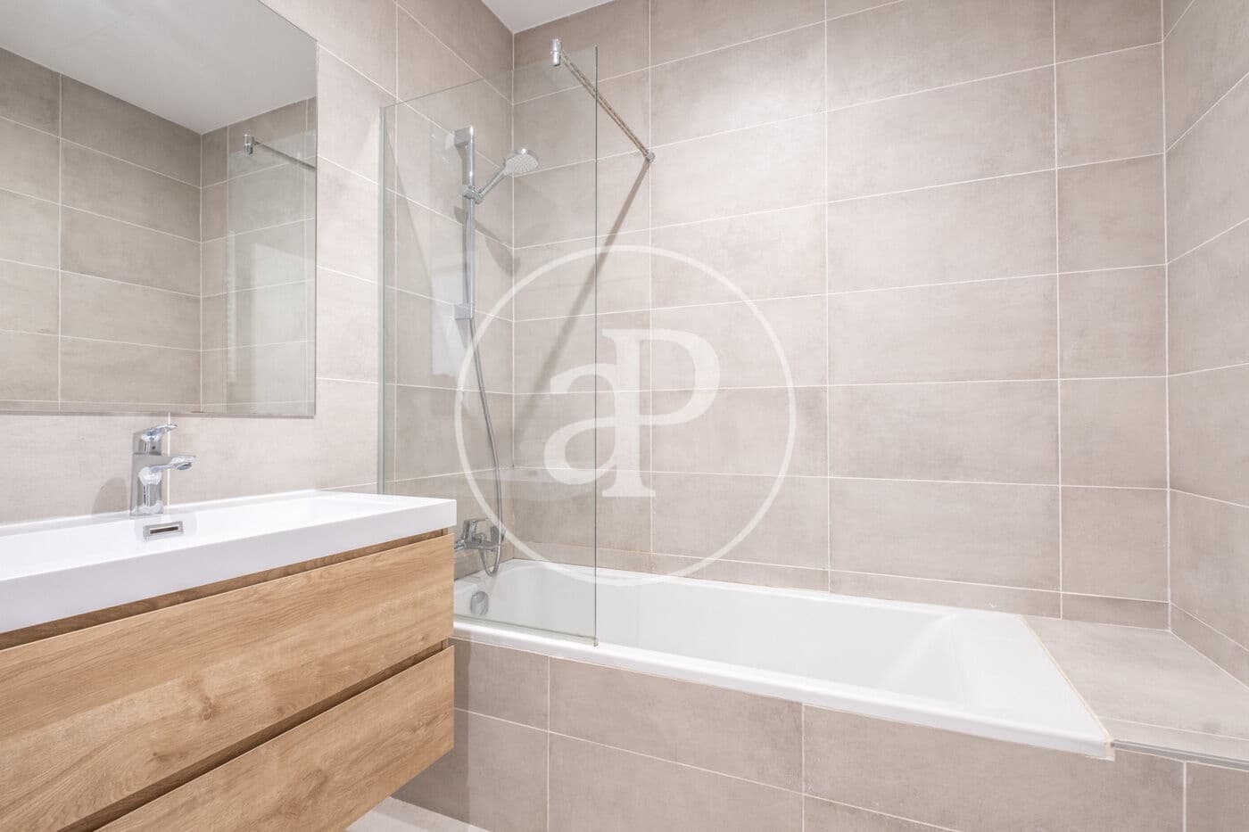 2 sypialnia Apartament do wynajęcia w Miasto Barcelona - 2 150 € (Ref: 9414080)