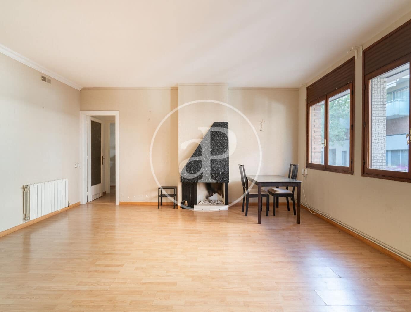 4 sovrum Lägenhet till salu i Barcelona stad - 460 000 € (Ref: 9415904)