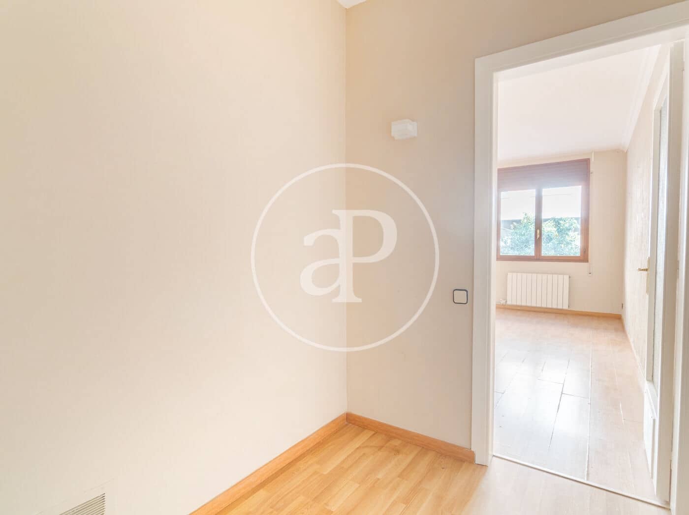 4 sovrum Lägenhet till salu i Barcelona stad - 460 000 € (Ref: 9415904)