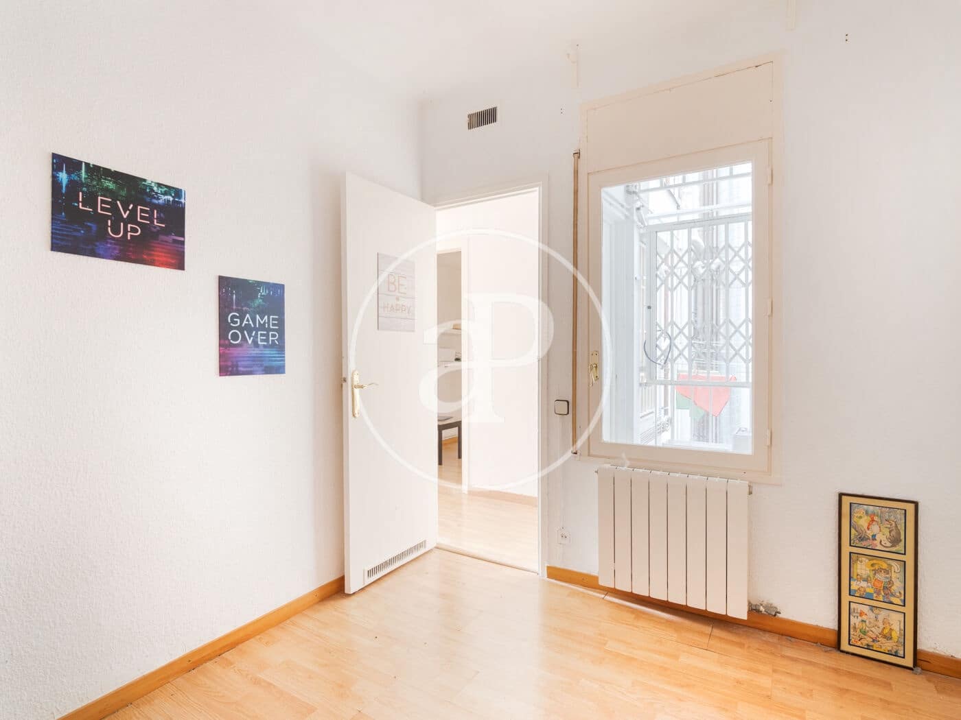 4 sovrum Lägenhet till salu i Barcelona stad - 460 000 € (Ref: 9415904)